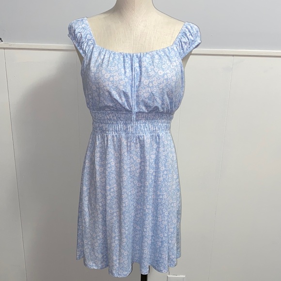No Boundaries Dresses & Skirts - No Boundaries Light Blue Floral Mini Dress size 3-5